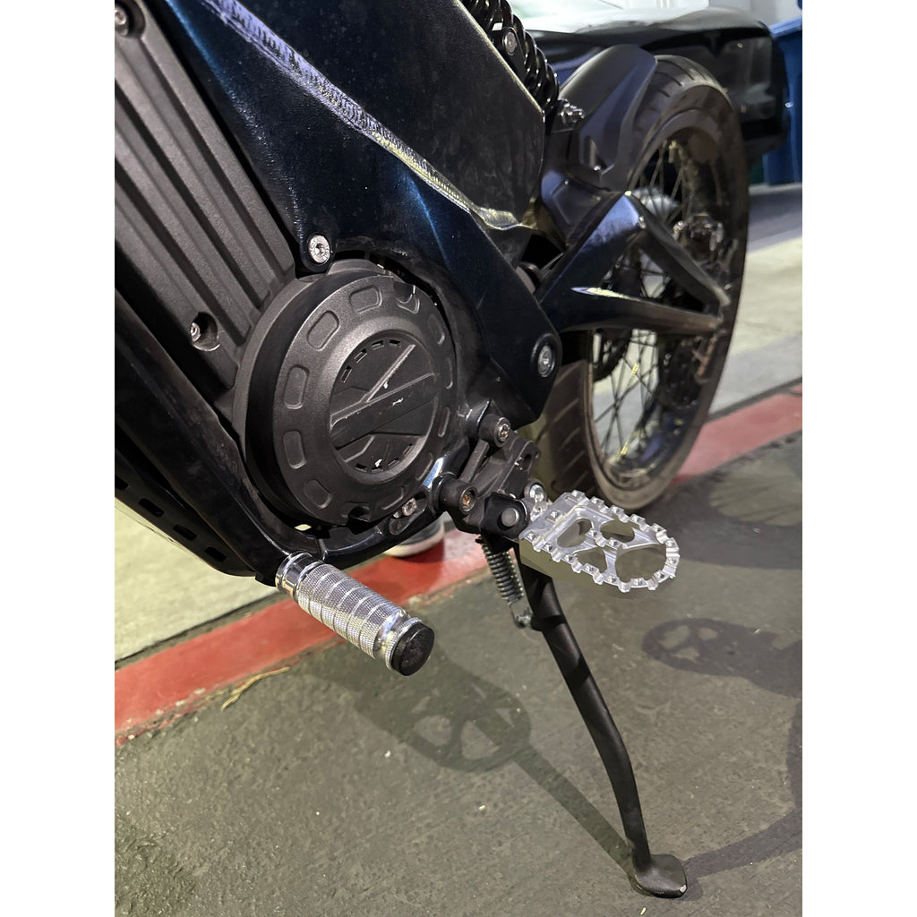 E-Moto Foot Lock Peg –  for Surron, Talaria, E-Ride & More